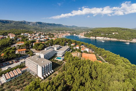 Chorvátsko, ostrov Hvar, Jelsa - hotel Hvar