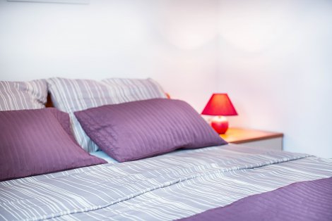 Chorvátsko, Vodice, apartmány Marina -  apt. č. 4 - 1/4 - 1. spálňa
