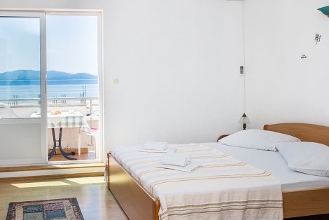 Chorvátsko, Gradac, apartmány Mirna  - 1/2 štúdio č. 2