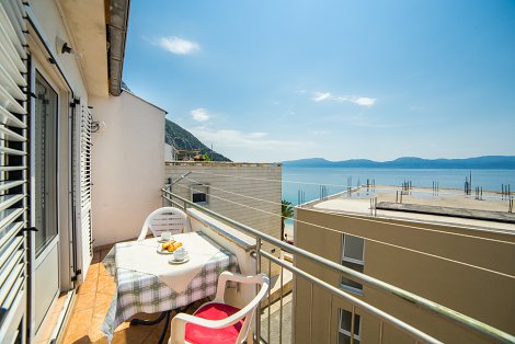 Chorvátsko, Gradac, apartmány Mirna  - 1/2 štúdio č. 2 - balkón