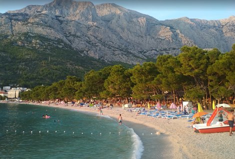 Dovolenka Baška Voda - penzión Topič - pláž