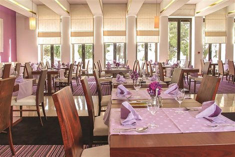 Chorvátsko, Biograd na Moru, hotel Adriatic - reštaurácia