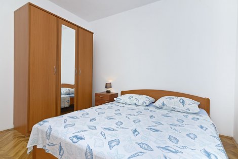Chorvátsko, Vodice, apartmán Martina - apt. 1 - 1. spálňa