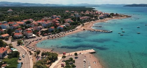 Chorvátsko, Vodice, apartmán Martina  - ďalšia pláž