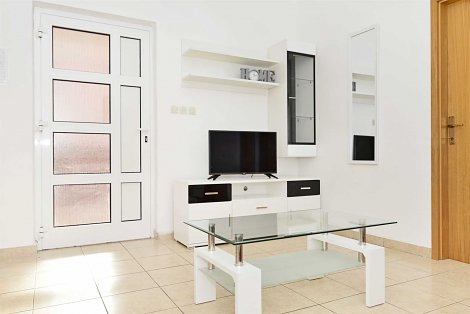 Chorvátsko, Vodice, apartmán Martina - apt. 4 - obývacia izba prepojená s kuchyňou