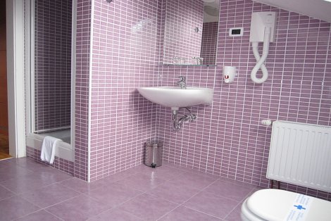 Chorvátsko, Kvarner, Lovran - hotel Park - izba ATTIC - kúpeľňa