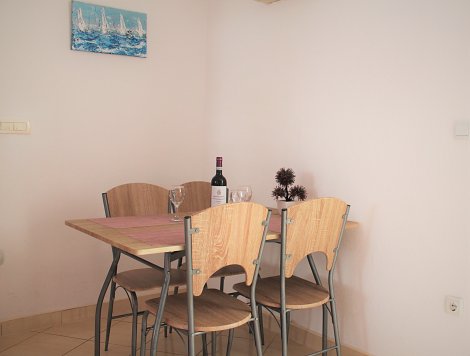 Chorvátsko, Baška Voda, apartmány Antunovič - apt. 1/4+1 - kuchyňa