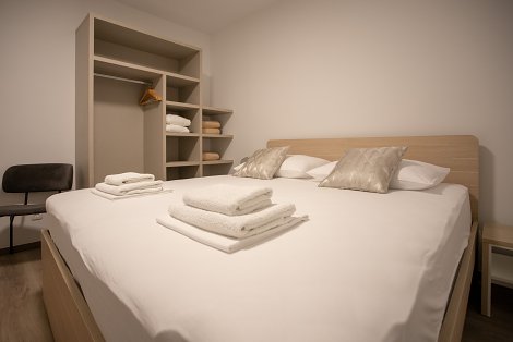 Chorvátsko, Dugi Rat - apartmán Ante - 1. spálňa