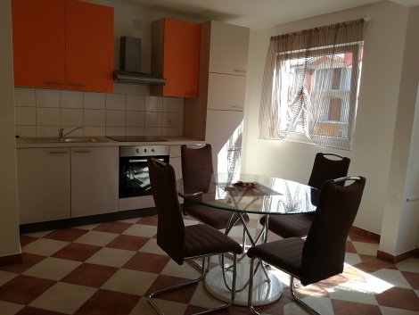 Chorvátsko, ostrov Vir, apartmány Lalič Ivica - apt. č. 4 ( na 1. poschodí) - kuchyňa