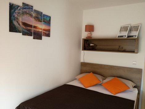 Chorvátsko, ostrov Vir, apartmány Lalič Ivica - apt. č. 4 ( na 1. poschodí)  - 1. spálňa