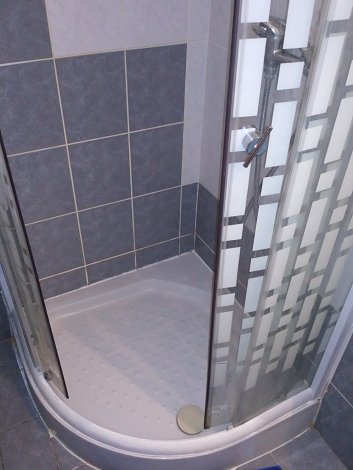 Chorvátsko, ostrov Vir, apartmány Krištofič Ivan - apt. č. 3 - 1/4 - kúpeľňa