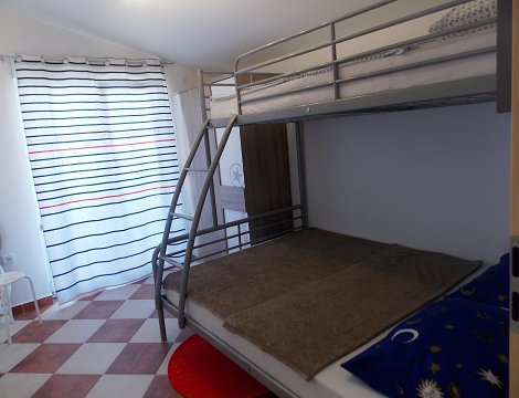 Chorvátsko, ostrov Vir, apartmány Lalič Ivica - apt. č. 3 (na 2. poschodí) - 2. spálňa