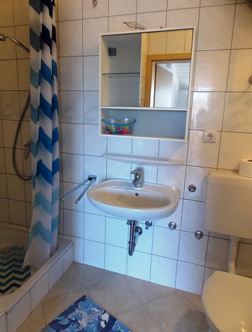 Chorvátsko, ostrov Vir, apartmány Lalič Ivica - apt. č. 3 (na 2. poschodí) - kúpeľňa