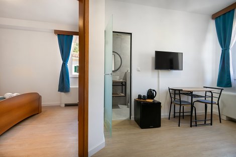 Dovolenka Baška Voda - hotel Palac  - rodinná trojlôžková izba