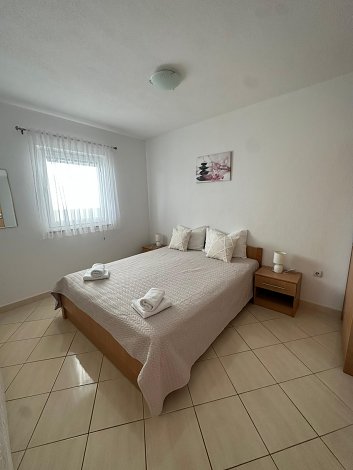 Chorvátsko, Baška Voda, apartmány Antunovič - apt. 1/2+2 na 1. poschodí - spálňa