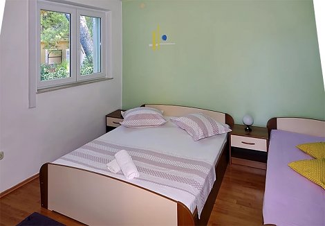 Chorvátsko, Baška Voda, apartmány Roza - 1/4 apt.  ROZA - 1. spálňa