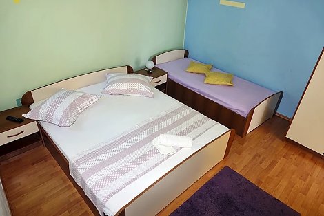 Chorvátsko, Baška Voda, apartmány Roza - 1/4 apt.  ROZA - 1. spálňa
