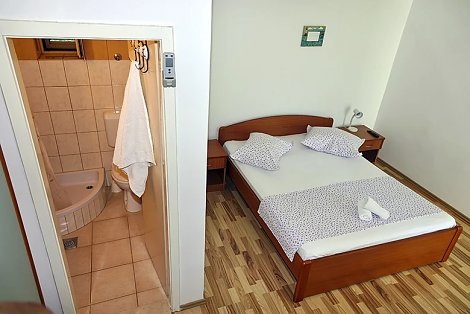 Chorvátsko, Baška Voda, apartmány Roza - 1/4 apt.  ROZA - 2. spálňa