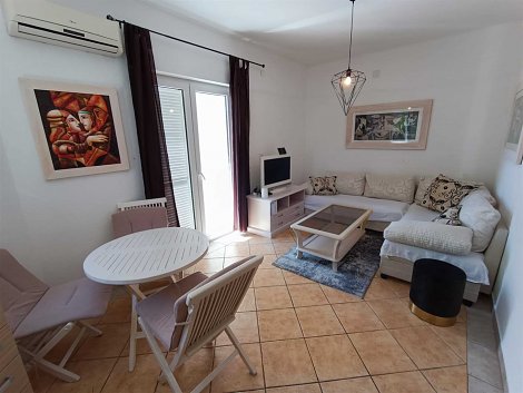 Chorvátsko, Vodice, apartmán Krešo - kuchyňa