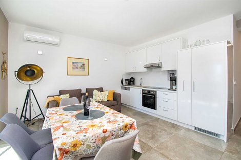 Chorvátsko, Vodice, apartmány Benmi  - apt. 2 -  kuchyňa