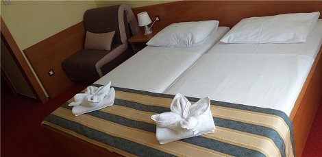 Chorvátsko, poloostrov Istria, Pula, hotel Pula - izba 1/2