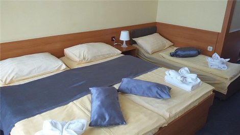 Chorvátsko, poloostrov Istria, Pula, hotel Pula - izba 1/2+1