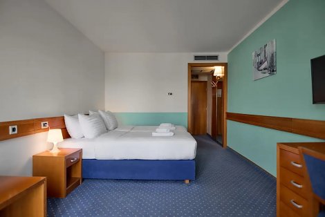 Chorvátsko, poloostrov Istria, Selce - hotel Selce - izba parková strana, bez balkóna