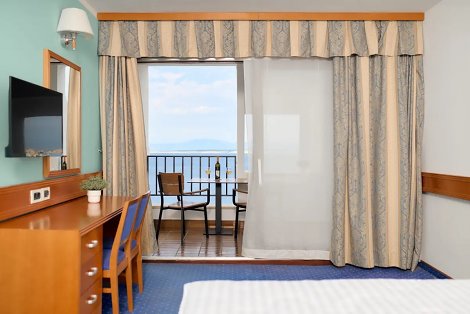 Chorvátsko, poloostrov Istria, Selce - hotel Selce - izba morská strana, s balkónom