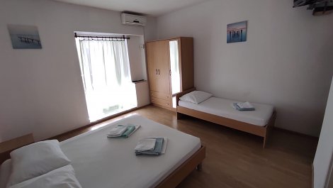 Chorvátsko, Omiš - Duče, štúdiá Marin - štúdio 3, 1/2+1