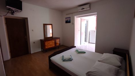 Chorvátsko, Omiš - Duče, štúdiá Marin - štúdio 4, 1/2