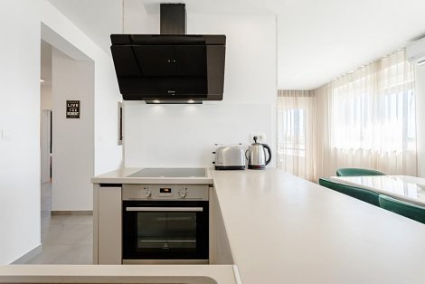 Chorvátsko, ostrov Vir, The Beach Resort I - 1/6 (+1, resp. + 2) apt.  - obývacia izba spojená s kuchyňou