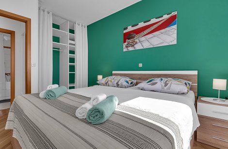 Chorvátsko, Promajna - apartmán Emili - spálňa