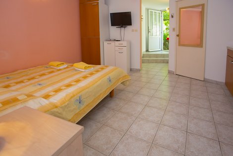 Chorvátsko, Podgora - Čaklje, štúdio Radojka