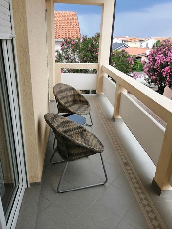 Chorvátsko, ostrov Vir, apartmány Lalič Ivica - apt. č. 4 ( na 1. poschodí)  - terasa