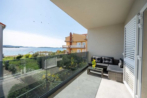 Chorvátsko, Vodice, apartmán Tedoris - 1/4 č. 2 - balkón