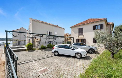 Chorvátsko, Vodice, apartmány Dadič